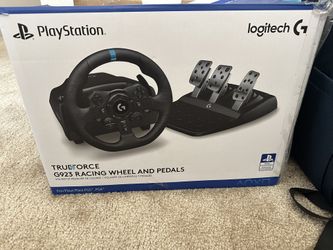 Logitech G923 Racing Wheel For PC/PS5 BARELY USED
