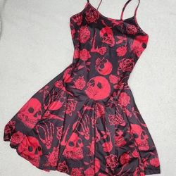 ✅️ Gothic Skull w/Roses Fit & Flare Dress• Adjustable Straps• Size S• Never Used• $20firm