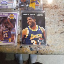 MAGIC JOHNSON basketball Cards