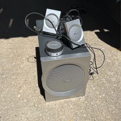 Bose Speakers And Sub