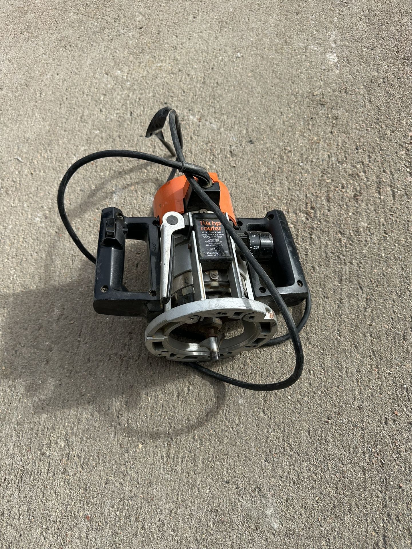 Router Black & decker 1 1/4 Hp
