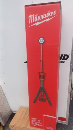 M18 18-Volt Lithium-Ion Cordless Rocket Dual Power Tower Light (Tool-Only)