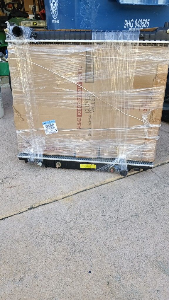 Ford Econoline F-250 Radiator 4.6 L Engine