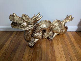 Golden dragon statue