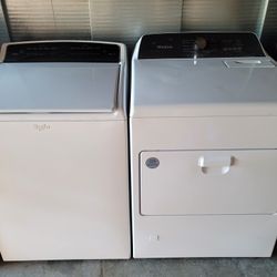 Used Like New Condition Whirlpool Large Capacity Top Load Washer With Gas Dryer Set