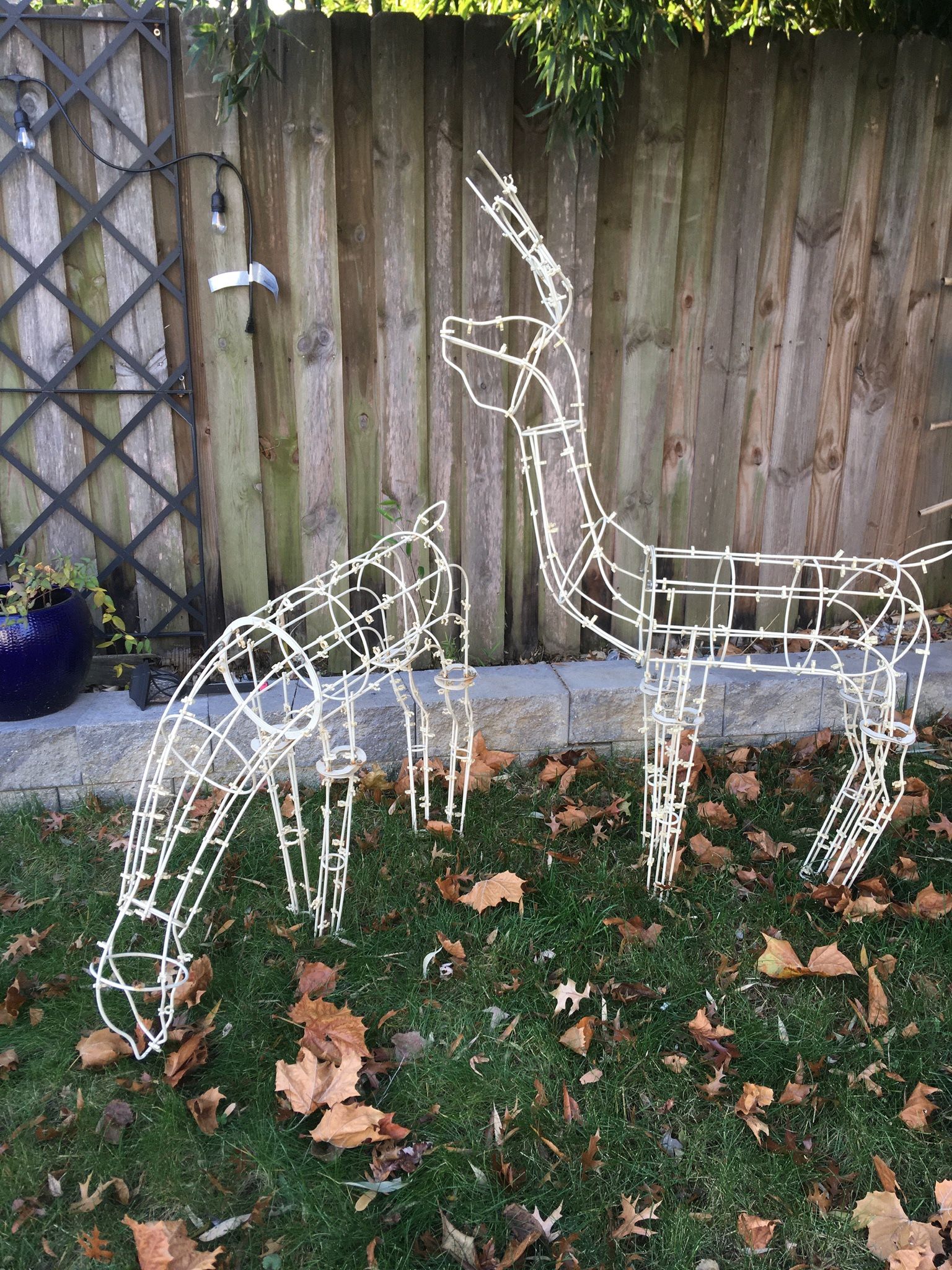 Christmas Lawn Decor- Reindeer Metal Figures For Lights