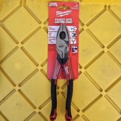 Milwaukee
9 in. Lineman's Pliers with Fish Tape Puller and Comfort Grip