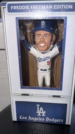 Freddie Freeman  18th inning Dodger bobblehead