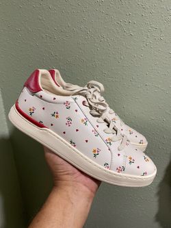 Coach Clip Low Top Lace Up Sneaker Chalk & Red With Flowers,New no box, Size 9.5