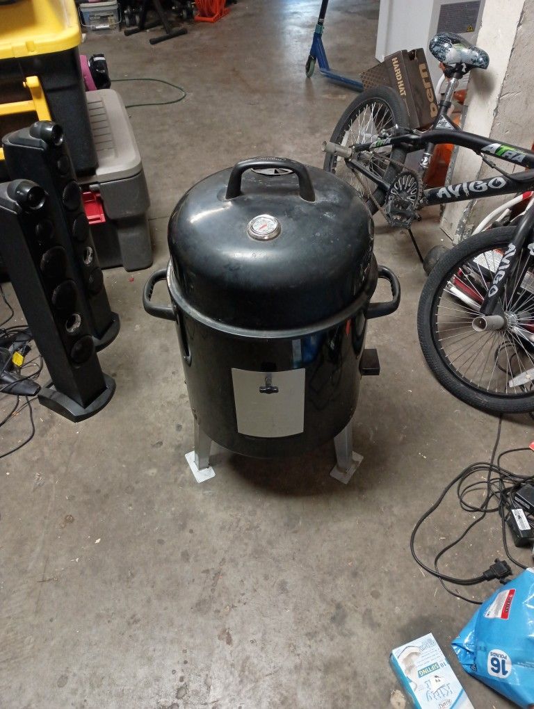 Masterbuilt Upright Smoker 