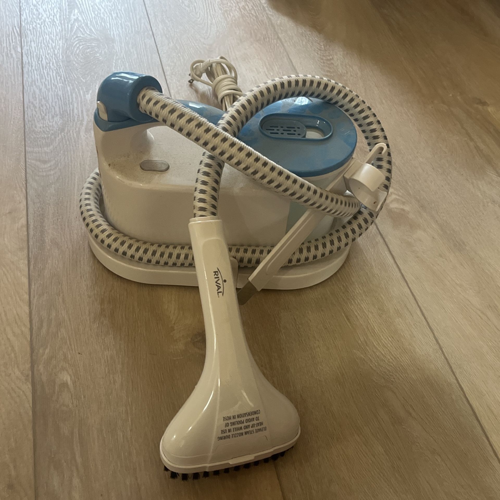 Clothes Steamer