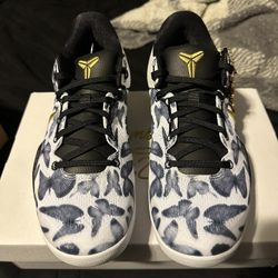 Nike Kobe 8 Protro "Mambacita"