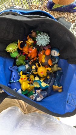 Lot of Pokémon figures