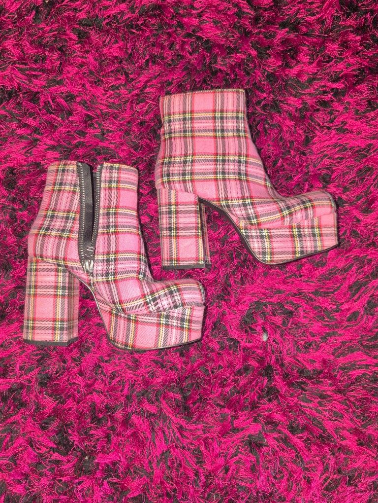 Pink Side Platform Boots
