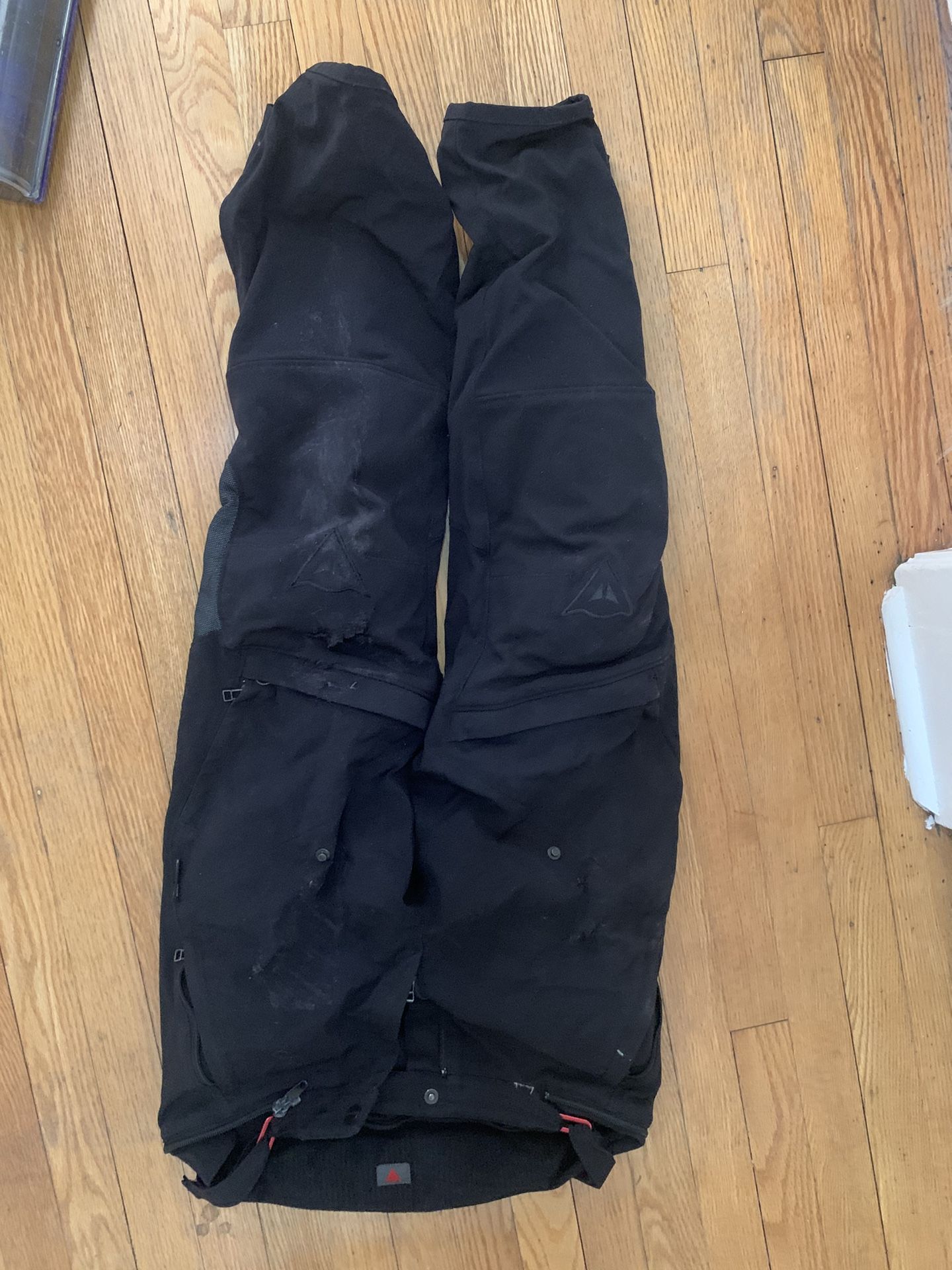 Dainese Pants Class 2 Armor Size 46 Fits Small Or Medium. Zip Up With Jacket