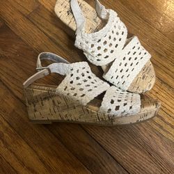 Girls Sonoma Crochet wedge sandal Sz 1