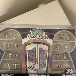 Disney Doorables Sets