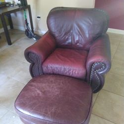 Big Leather Chair With Ottoman 