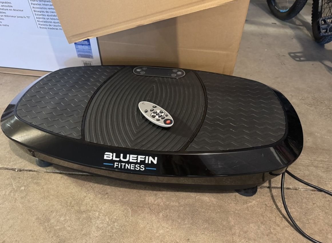 Exercise Equipment, Bluefin Fitness/ with remote control