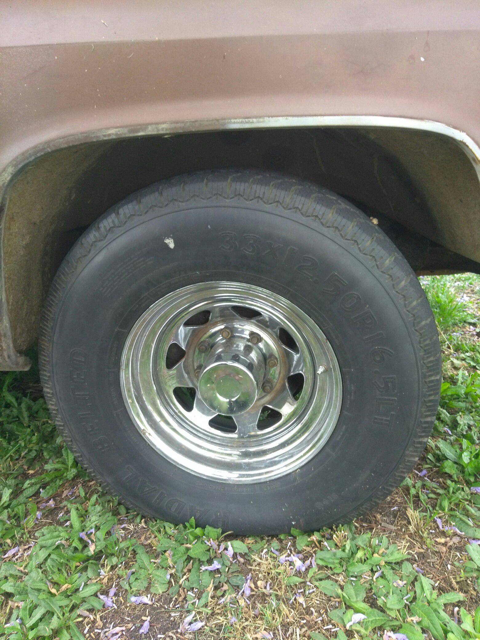 8 lug truck rims and tires