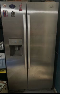 Free used  fridge located in Romoland