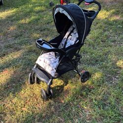 kolcraft stroller
