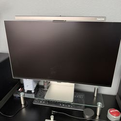 Samsung 27” Viewfinity S9 model 5K monitor - great for apple