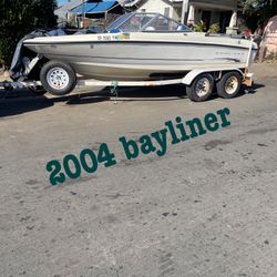 Bayliner 