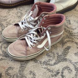 Women’s Vans Size 8