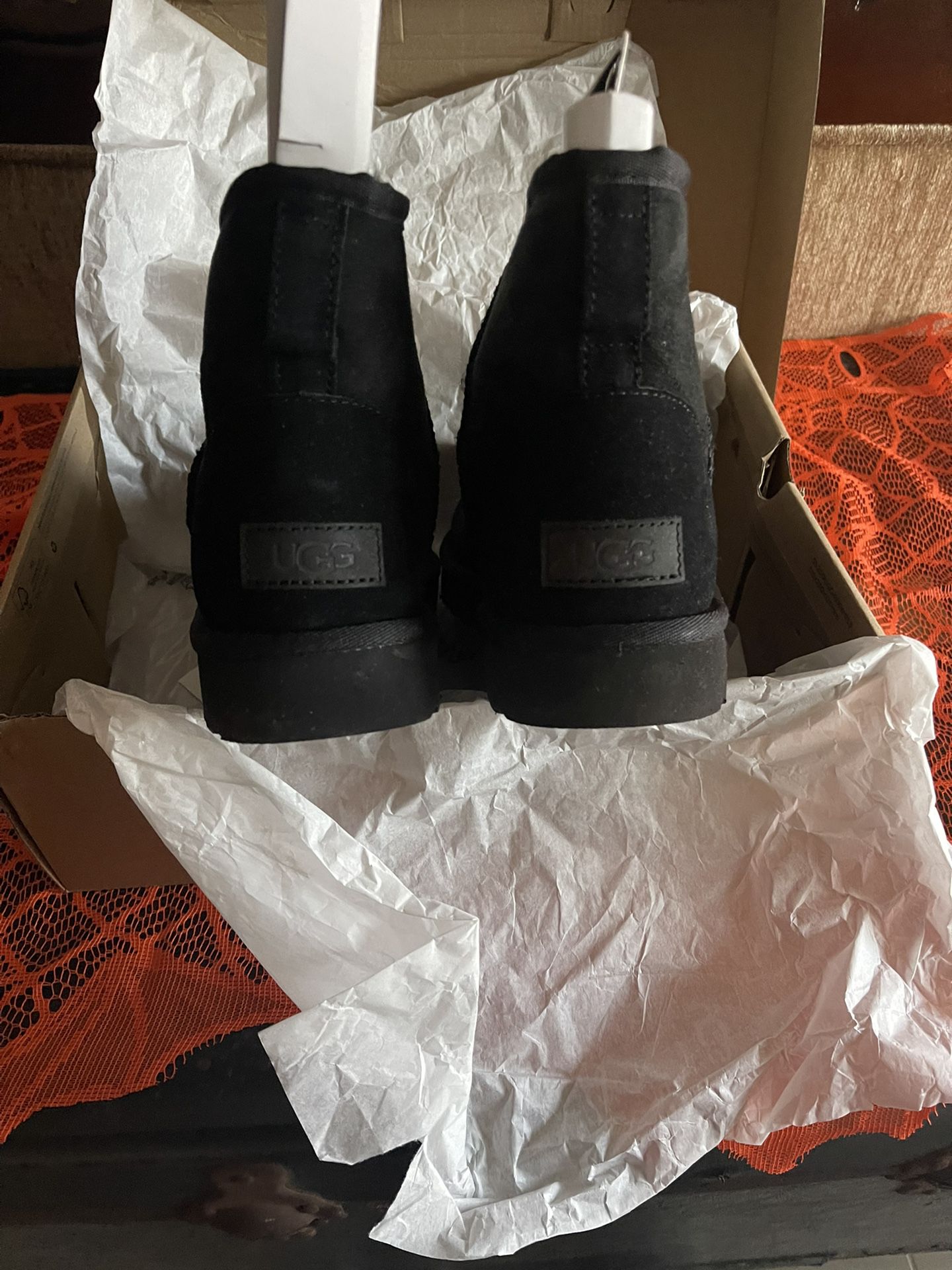 Ugg Boots Size 9 New In Box