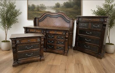 King size bedroom