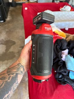 Milwaukee Bluetooth speaker
