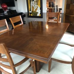 Beautiful Dining Table Solid Wood with Leaf 