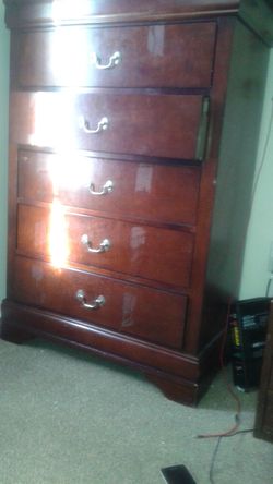 Dresser