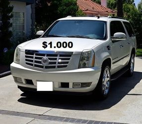 $1,000 2008 Cadillac Escalade Very Clean!Runs and Drives great.