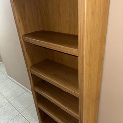 5 Shelf Book Case - Used 