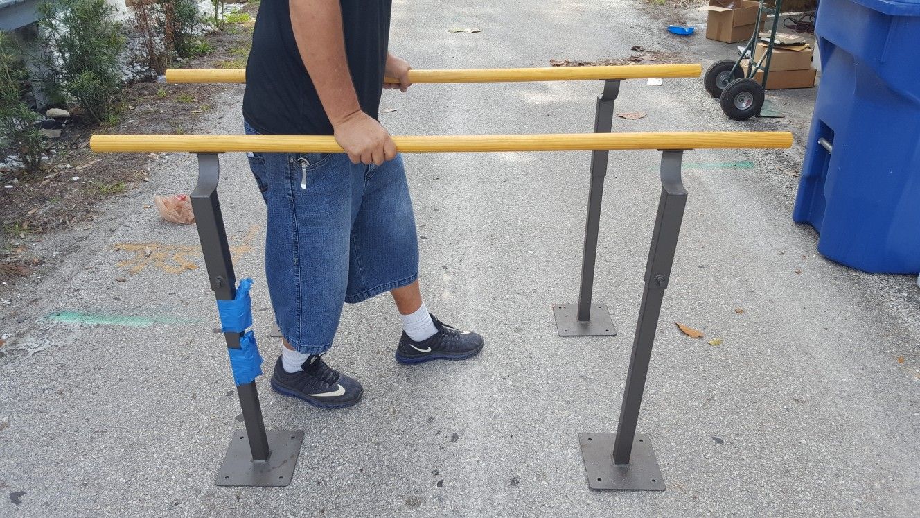 Parallel bars 5 feet long