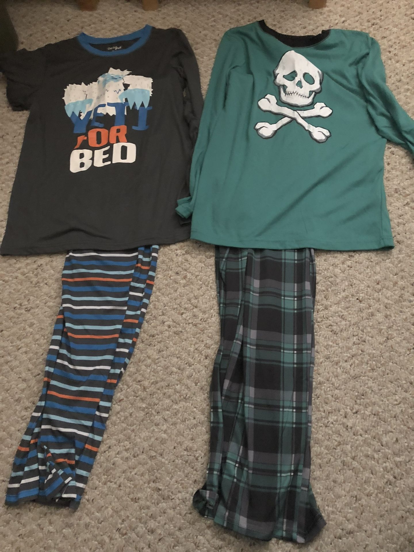 Boys Clothes / Pjs Size 16 