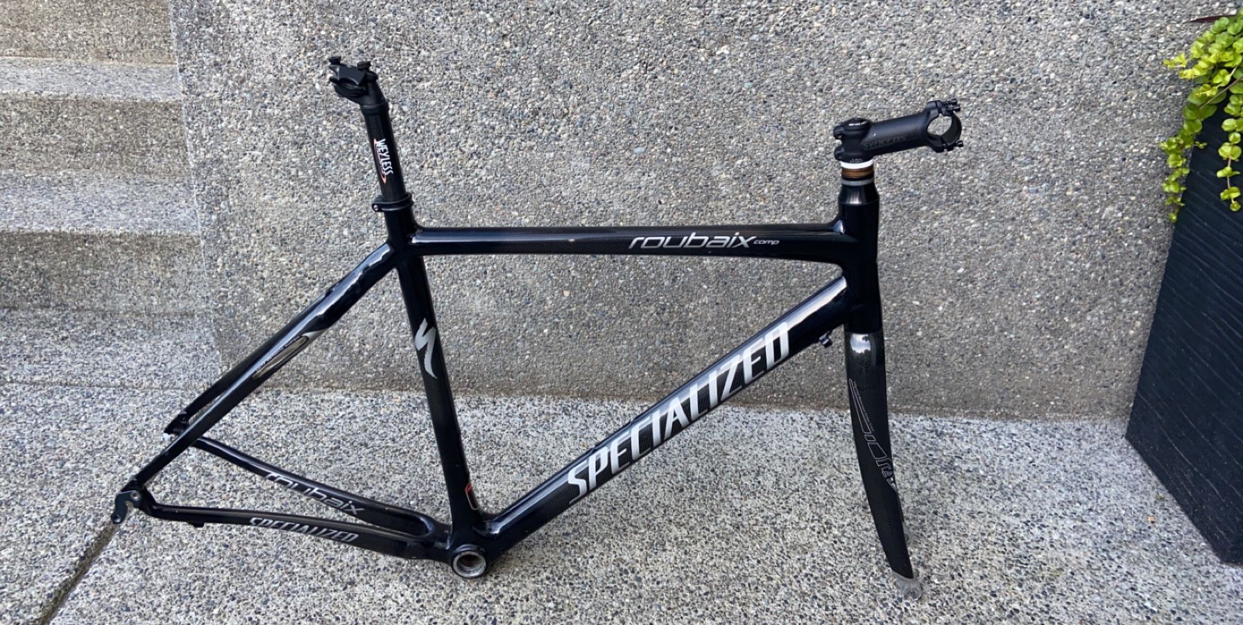 2004 specialized Roubaix comp 54cm carbon frame
