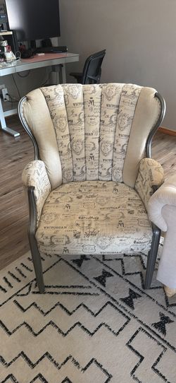 Accent chair