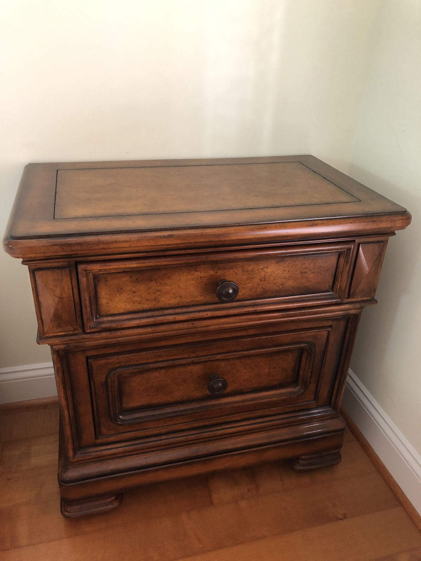 Walnut Wood Antique Nightstands Side Tables 