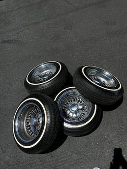 CHINA WHEELS WITH CAPS AND TIRES