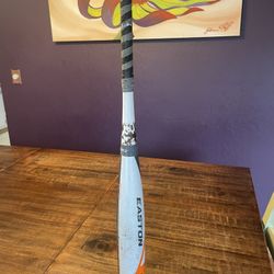 Easton Mako