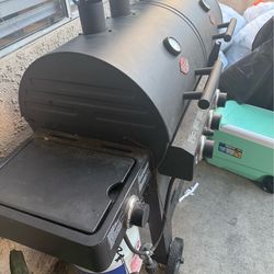 Grill master with cover and tank 125  pick up only