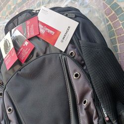 SWISS GEAR (WENGER) Laptop/Tablet Backpack ( Synergy Pro 16")