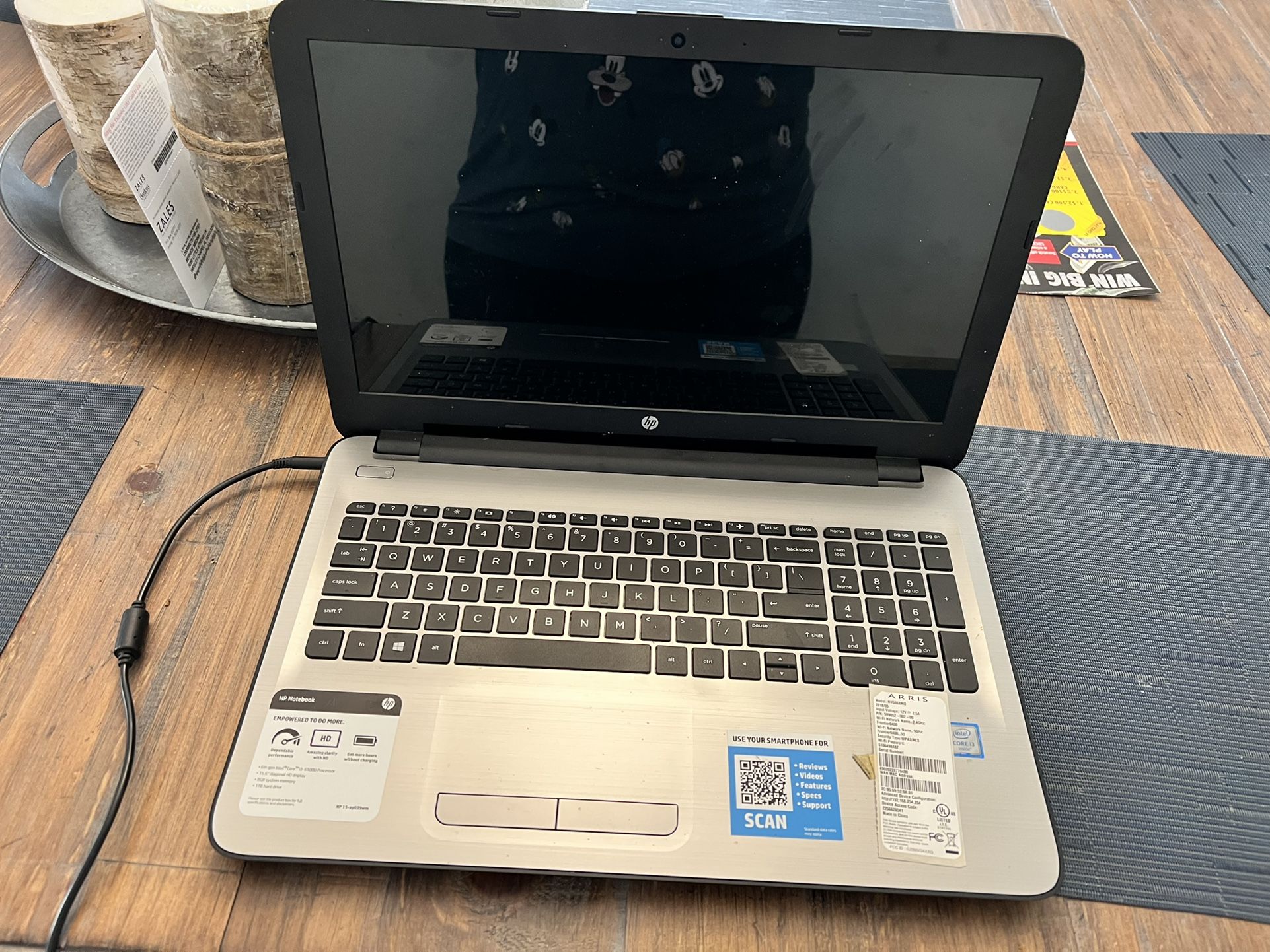 HP Laptop 15.6 Display