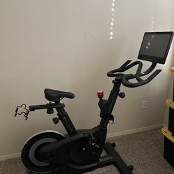 Echelon Spin Bike 