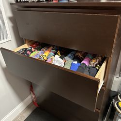 5 Drawer Dresser (Heavy Solid Wood)