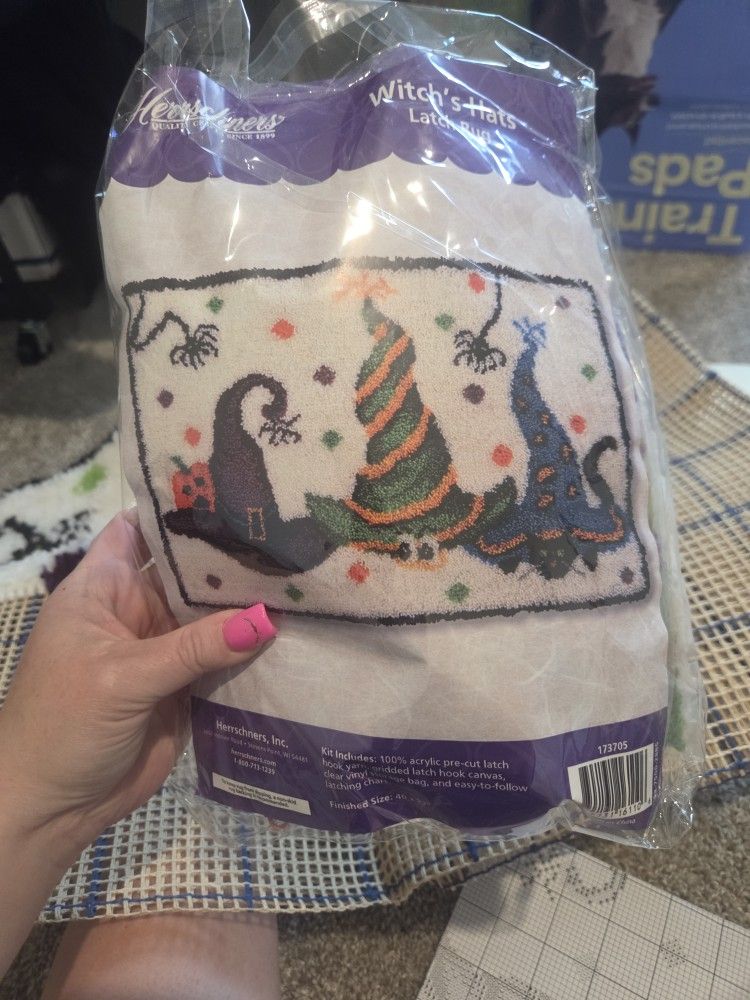 Witches Hat Latch Rug