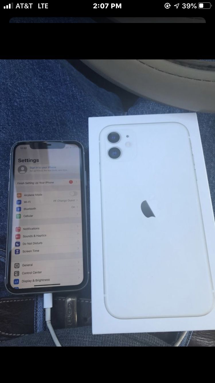 iPhone 11